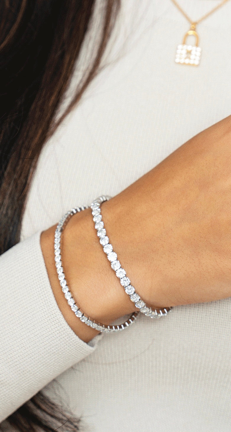 CHLOE 18K Tennis Bracelet – Timeless Sparkle