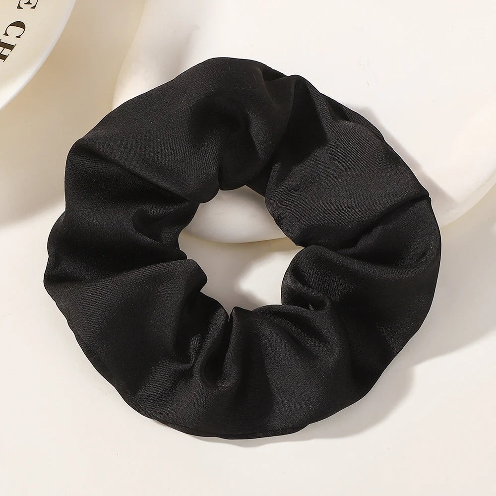 Haven&Co.™ Luxe Silk Scrunchies – Gentle Hold for Healthy, Shiny Hair