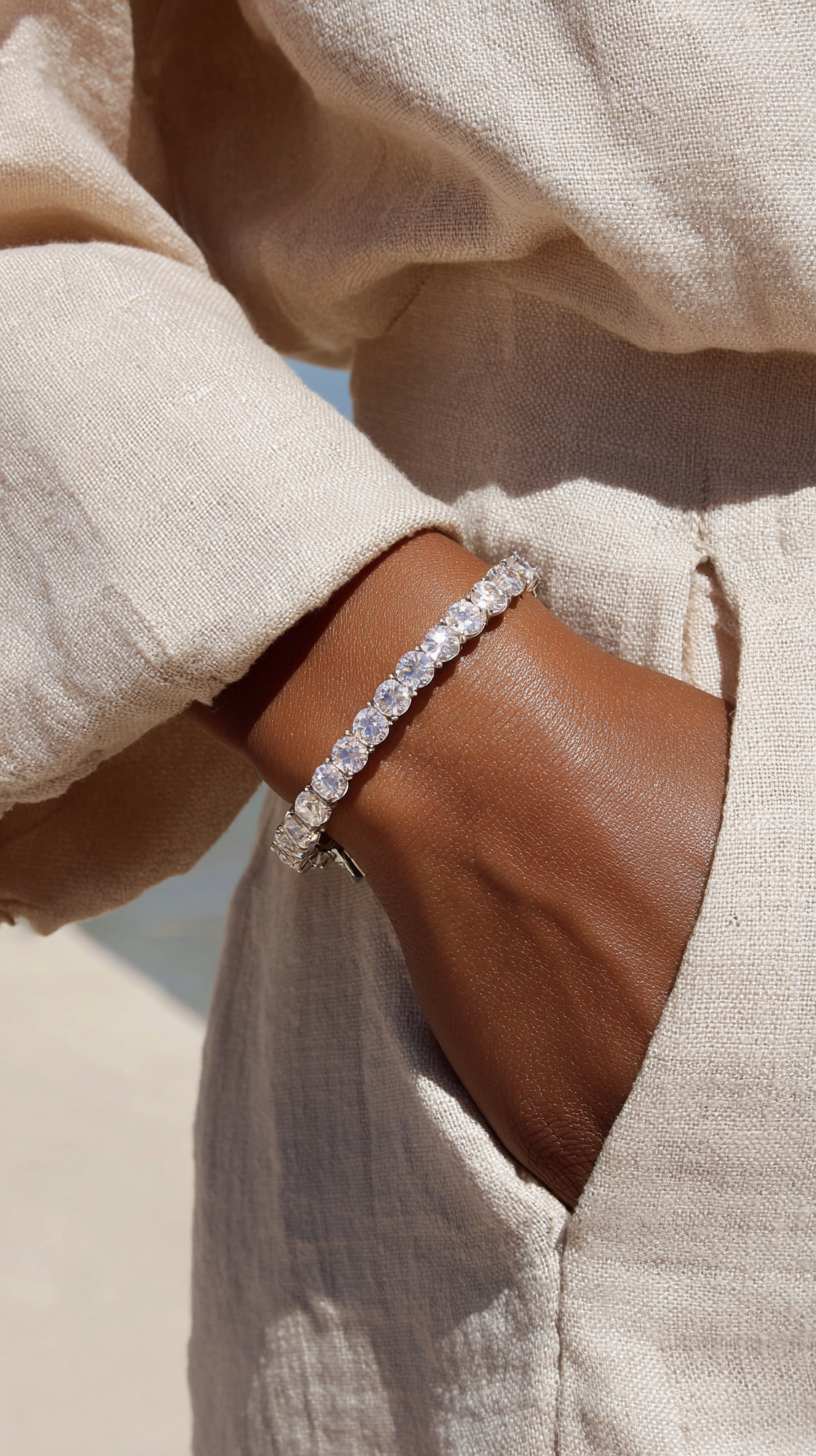 Aurora 4MM Tennis Bracelet – Elegant AAA Cubic Zirconia Sparkle